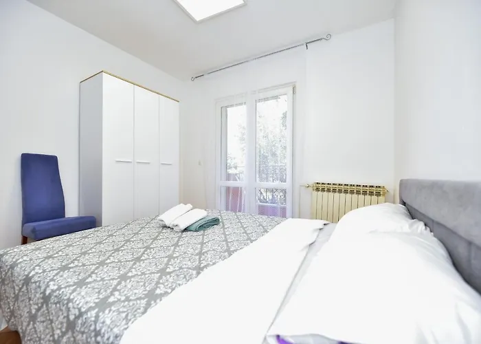 L&L Holiday Apartment