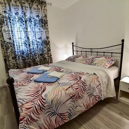 L&L Holiday Apartment Zadar Buitenkant foto