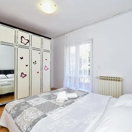 L&L Holiday Apartment Zadar Buitenkant foto