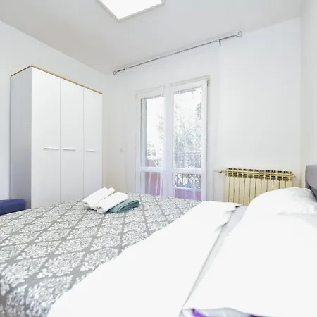 L&L Holiday Apartment Zadar Buitenkant foto